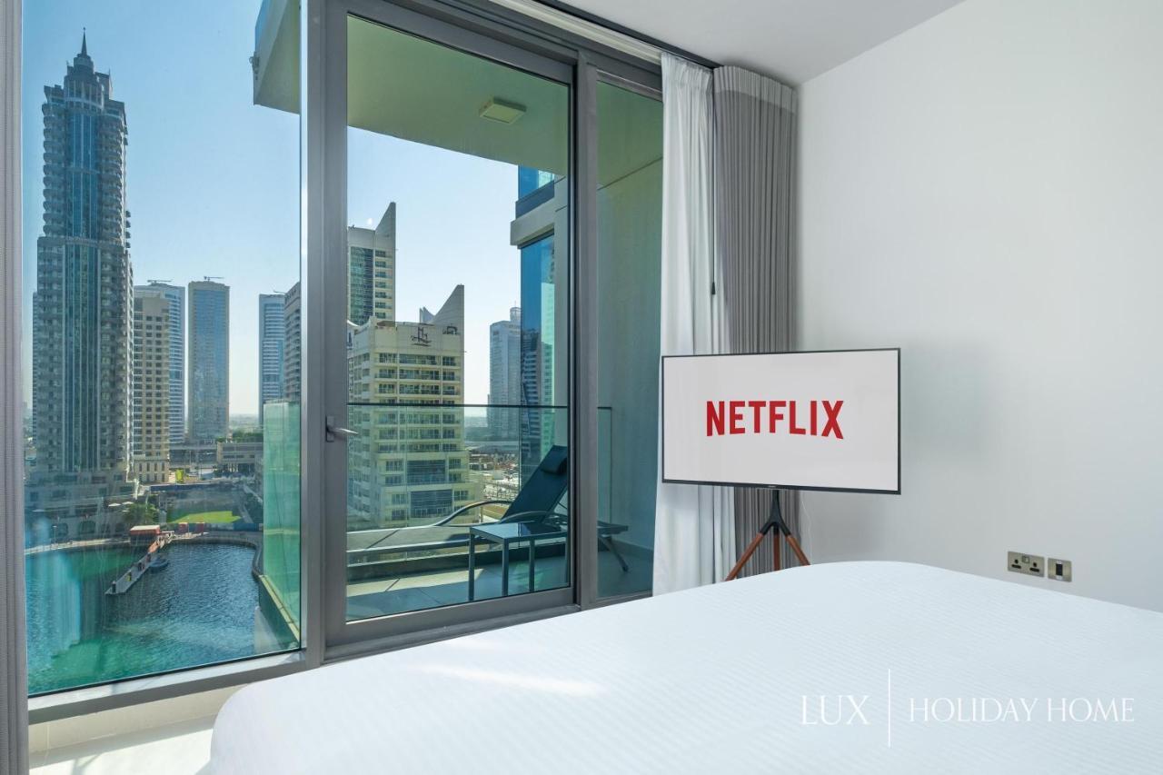 Lux - Contemporary Suite With Full Marina View Dubai Exterior photo